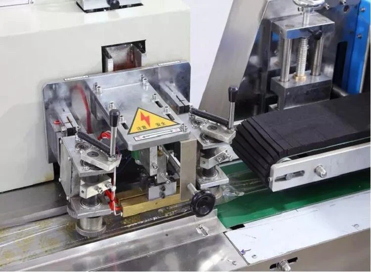 pillow packing machine